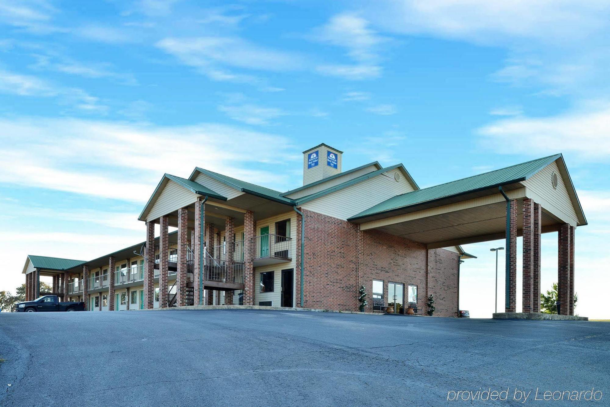 Americas Best Value Inn 欧扎克 外观 照片