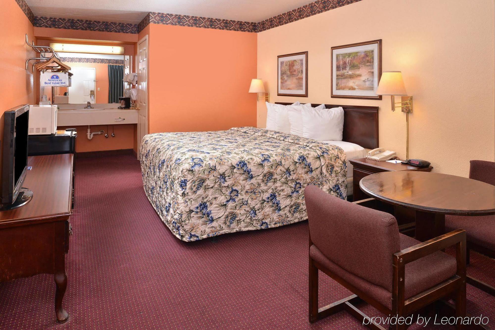 Americas Best Value Inn 欧扎克 外观 照片