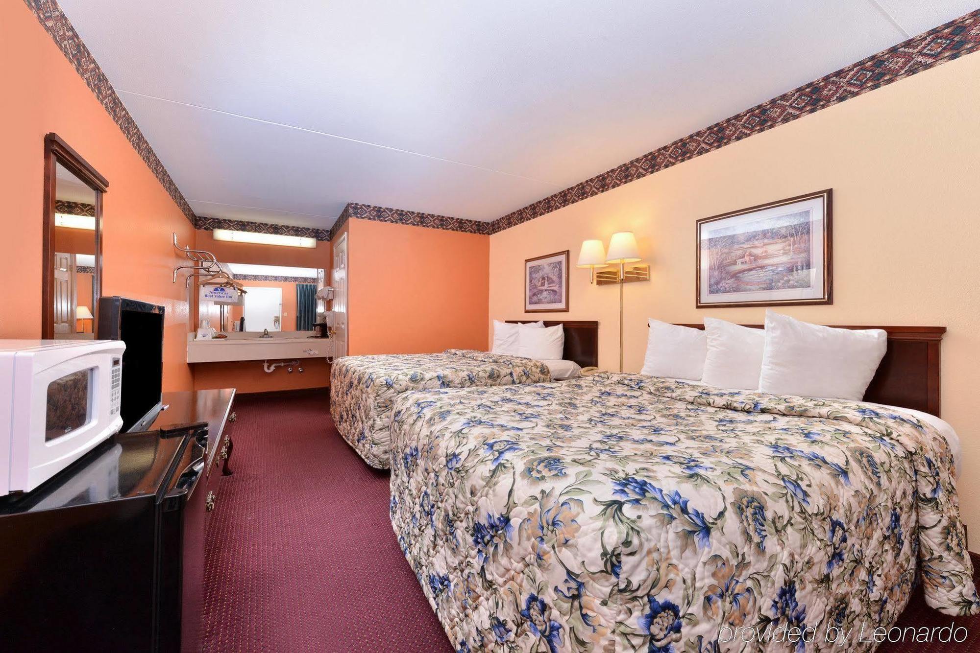 Americas Best Value Inn 欧扎克 外观 照片